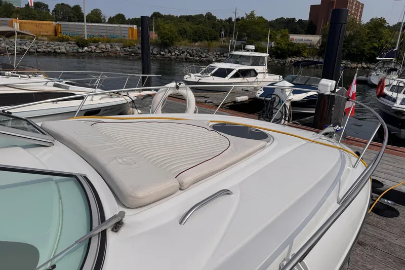 Slide: The Image of Crownline Boats 270 CR 2004 - 3