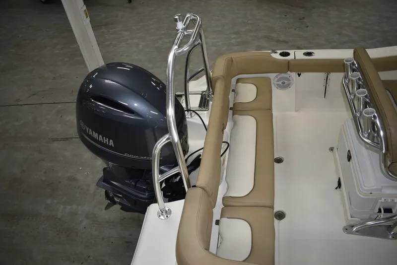 Slide: The Image of Key West Boats 203FS 2020 - 11