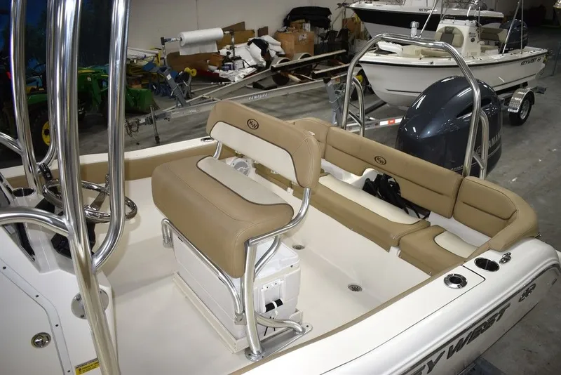 Slide: The Image of Key West Boats 203FS 2020 - 20