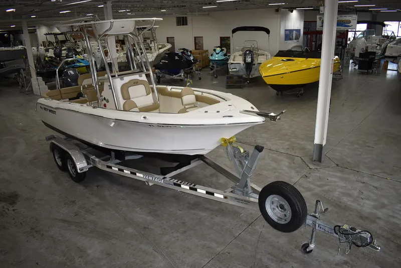 Slide: The Image of Key West Boats 203FS 2020 - 3