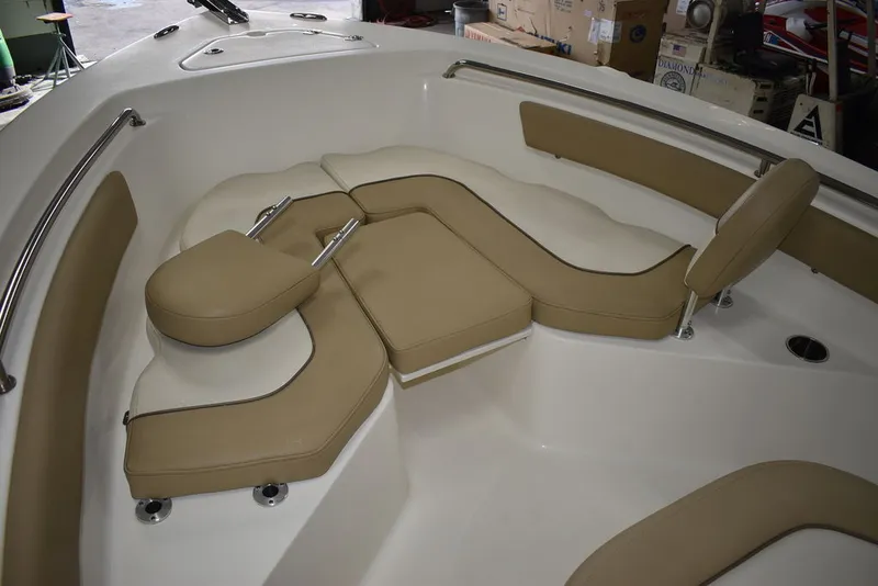 Slide: The Image of Key West Boats 203FS 2020 - 53