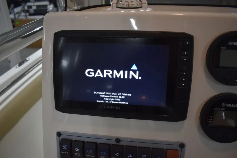 Slide: The Image of Key West Boats 203FS 2020 - 58