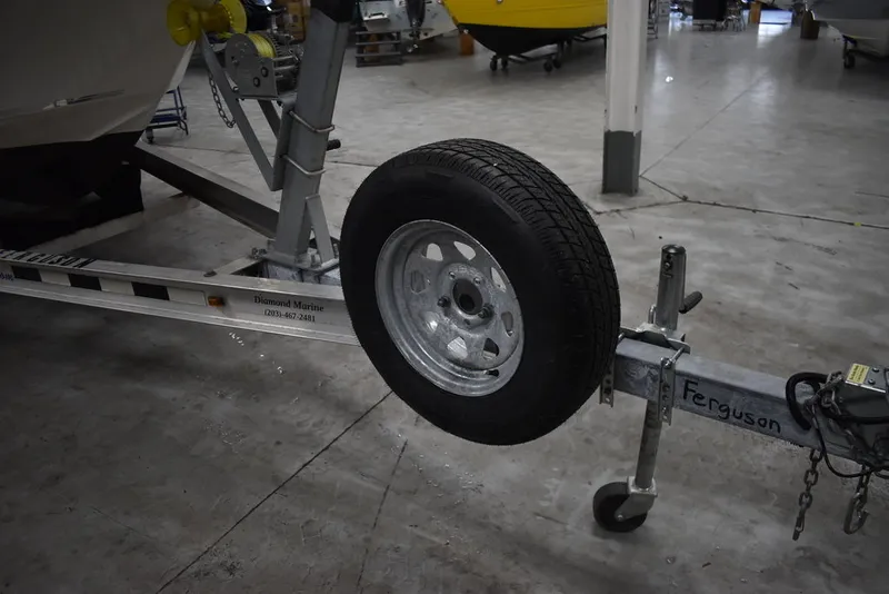 Slide: The Image of Key West Boats 203FS 2020 - 67