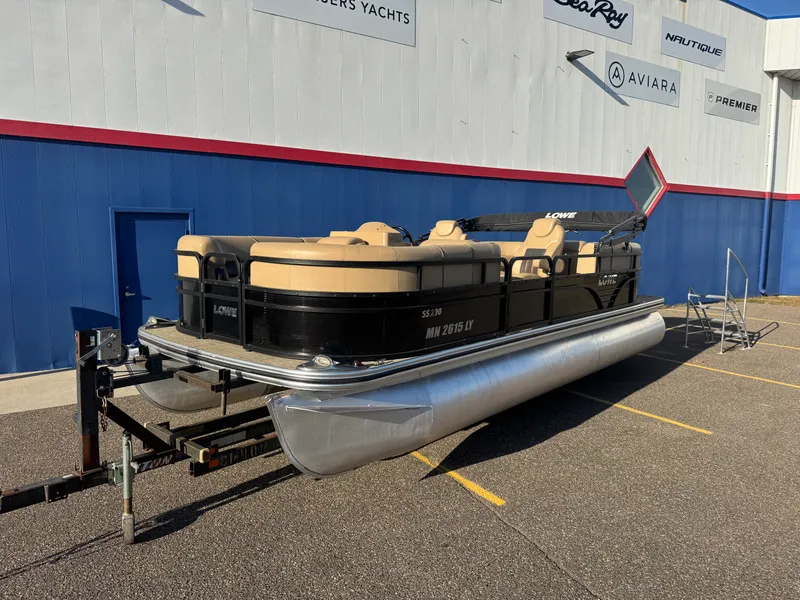 The Image of Lowe SS230W 2018 - 0