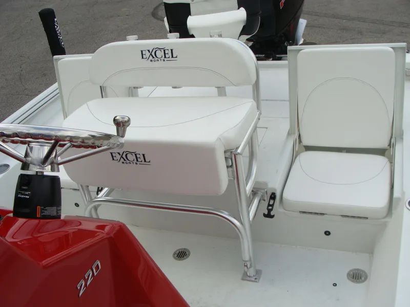 Slide: The Image of Excel bay pro 220 2023 - 8