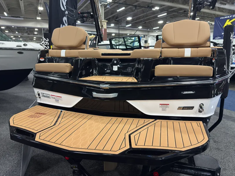 Slide: The Image of Mastercraft XT20 2026 - 4