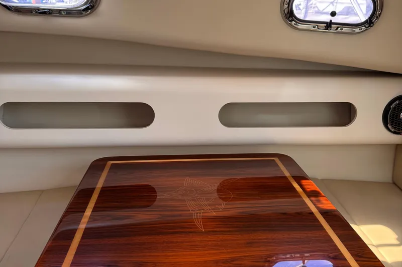 Slide: The Image of Pursuit 3100 Offshore 2004 - 34
