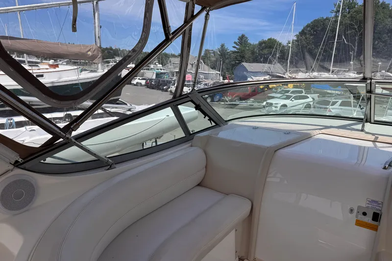 Slide: The Image of Cruisers 3375 Esprit 1999 - 10