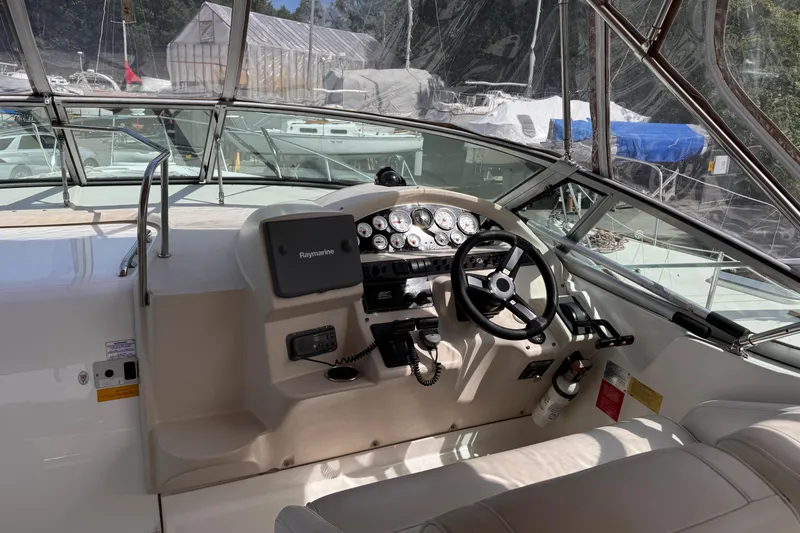 Slide: The Image of Cruisers 3375 Esprit 1999 - 9