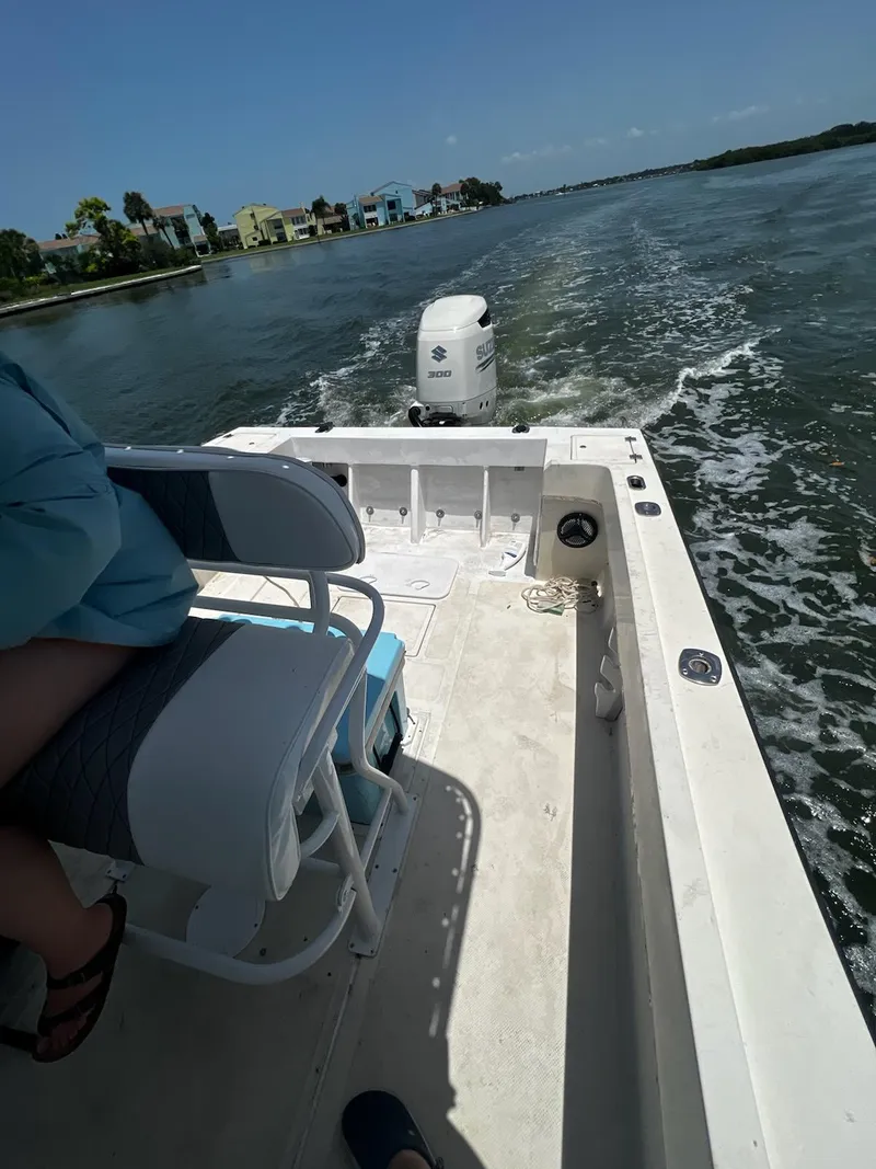 Slide: The Image of 1988 Hydra-Sports 2500 CC boat cruising on a sunny day. - 11