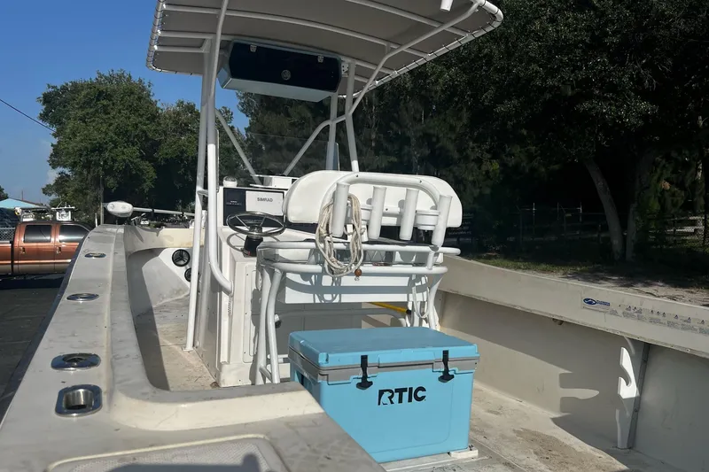 Slide: The Image of 1988 Hydra-Sports 2500 CC boat with RTIC cooler on deck. - 16