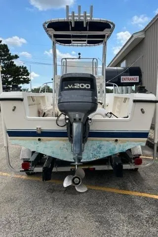 Slide: The Image of 1995 Pursuit 2150 Center Console boat with Yamaha V200 outboard motor. - 3