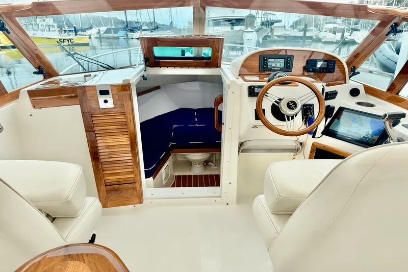 Slide: The Image of Hunt Yachts HARRIER 26 2019 - 32