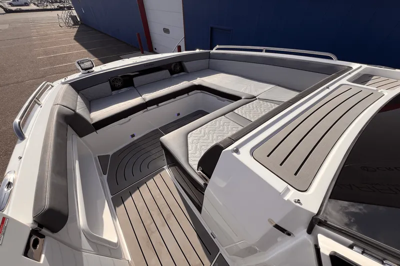 Slide: The Image of Galeon 325 GTO 2023 - 23