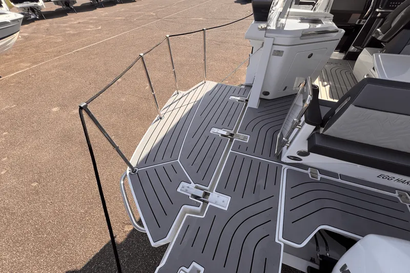 Slide: The Image of Galeon 325 GTO 2023 - 3