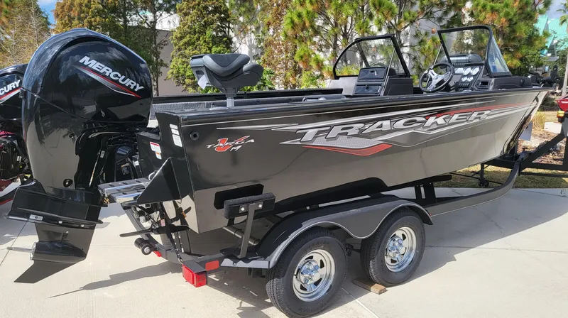 Slide: The Image of 2023 Tracker Targa V-19 WT fishing boat with Mercury outboard motor. - 5
