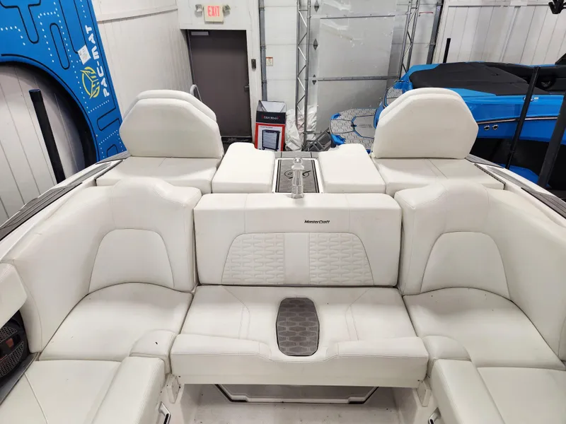 Slide: The Image of Image 8 - 10