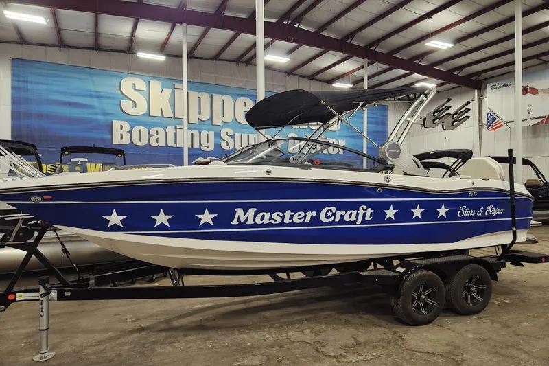 Slide: The Image of MasterCraft X22 2023 - 29