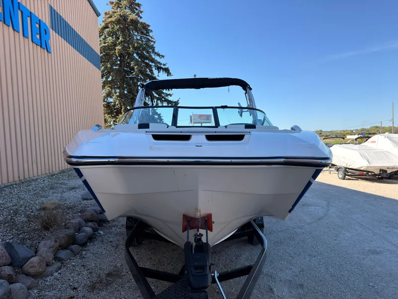 Slide: The Image of MasterCraft X22 2023 - 1
