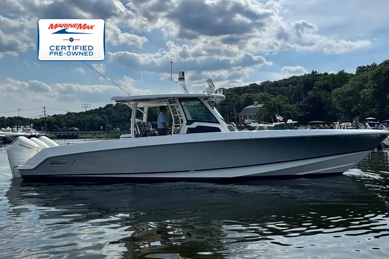 The Image of Boston Whaler 380 Outrage 2024 - 0
