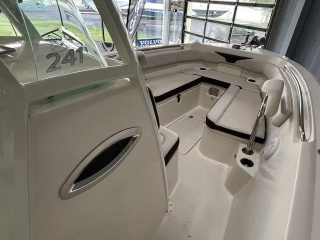 Slide: The Image of Image 4 - 4