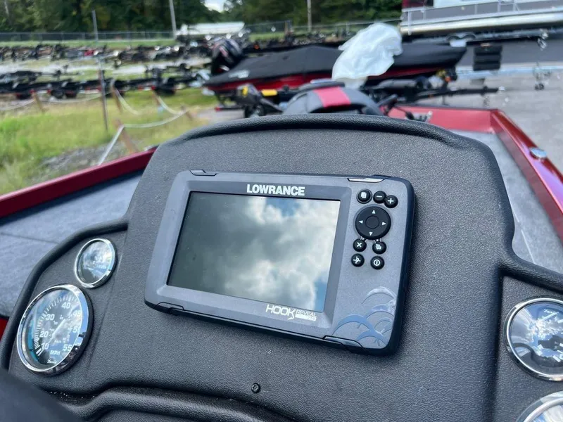Slide: The Image of 2023 Ranger RT188 boat dashboard with Lowrance Hook fish finder. - 8