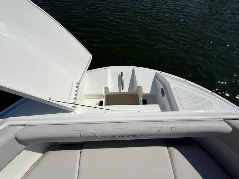 Slide: The Image of Sea Ray SDX 230 Outboard 2027 - 25
