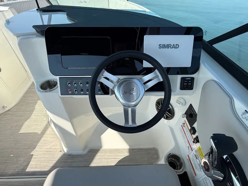 Slide: The Image of Sea Ray SDX 230 Outboard 2027 - 14