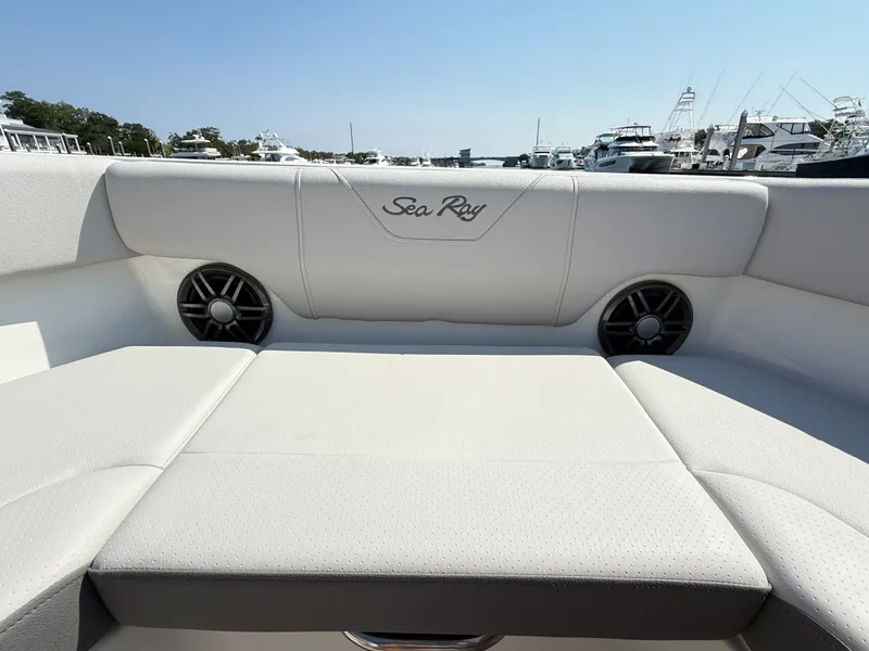 Slide: The Image of Sea Ray SDX 230 Outboard 2027 - 24