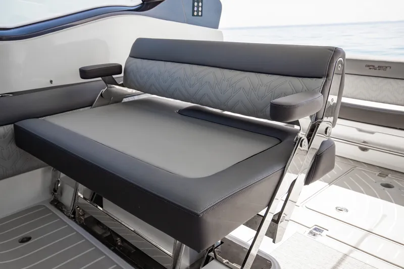 Slide: The Image of Galeon 375 GTO 2026 - 59
