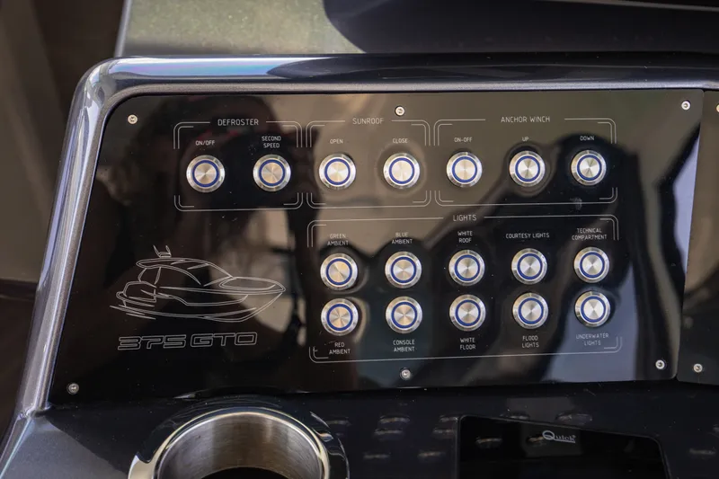 Slide: The Image of Galeon 375 GTO 2026 - 76