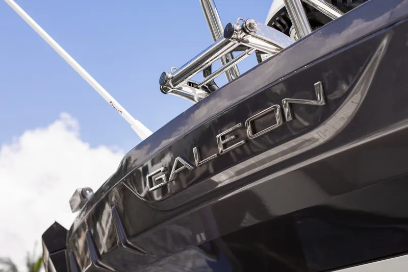 Slide: The Image of Galeon 375 GTO 2026 - 24