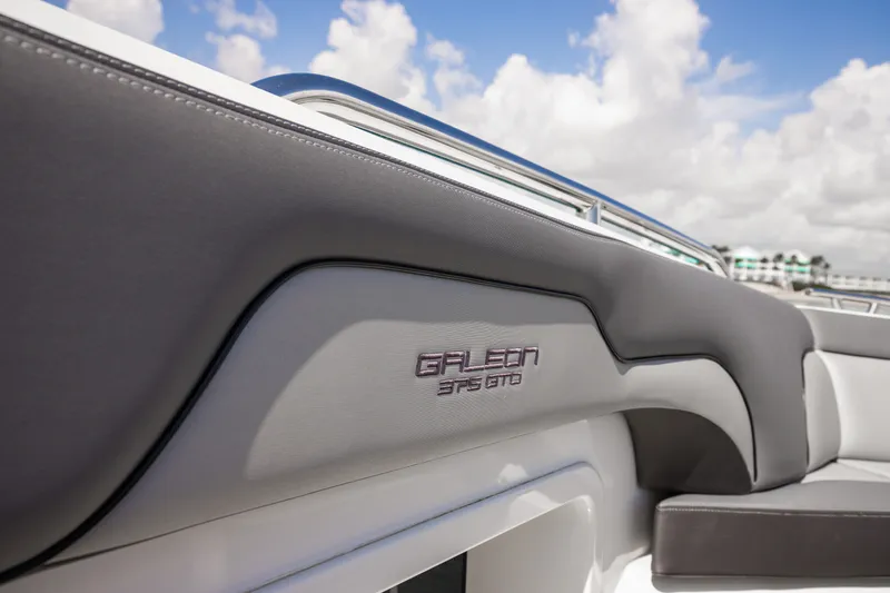 Slide: The Image of Galeon 375 GTO 2026 - 96