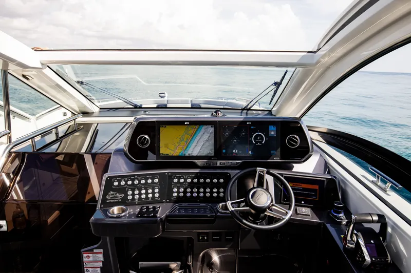 Slide: The Image of Galeon 375 GTO 2026 - 64