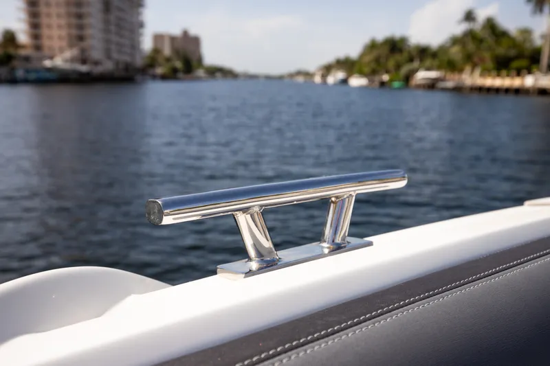 Slide: The Image of Galeon 375 GTO 2026 - 99