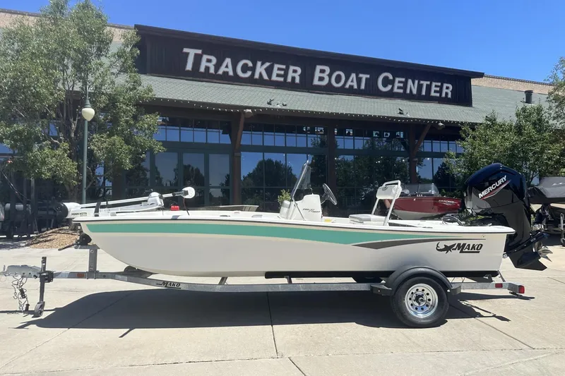 The Image of 2023 Mako Pro Skiff 17 CC boat on trailer at Tracker Boat Center. - 0