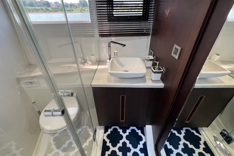 Slide: The Image of Galeon 500 FLY 2019 - 70