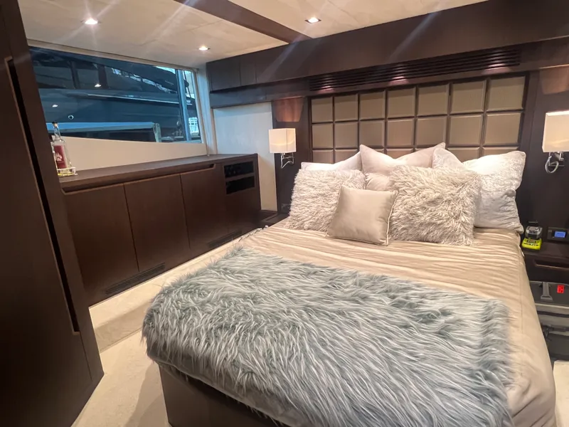 Slide: The Image of Galeon 500 FLY 2019 - 73