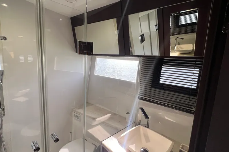 Slide: The Image of Galeon 500 FLY 2019 - 66