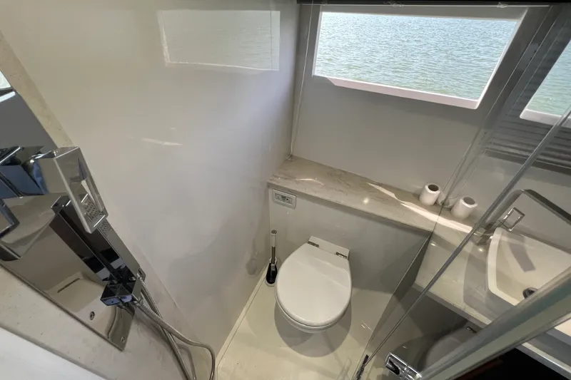Slide: The Image of Galeon 500 FLY 2019 - 65
