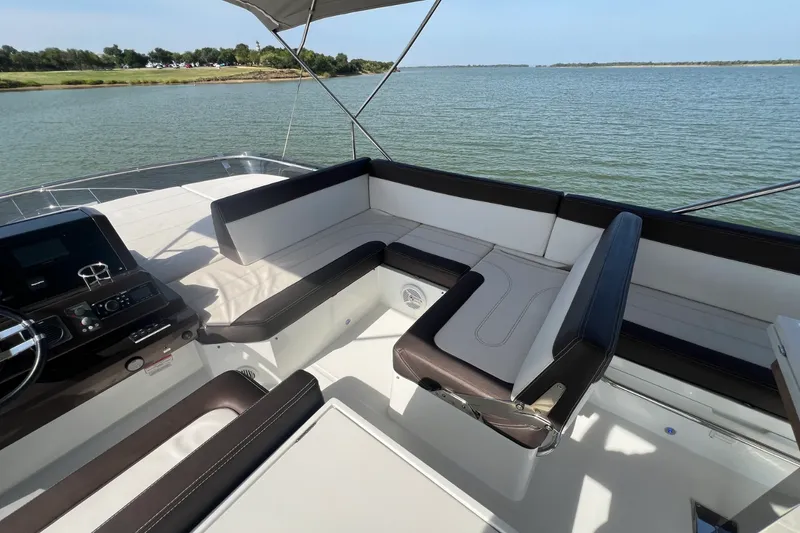 Slide: The Image of Galeon 500 FLY 2019 - 30