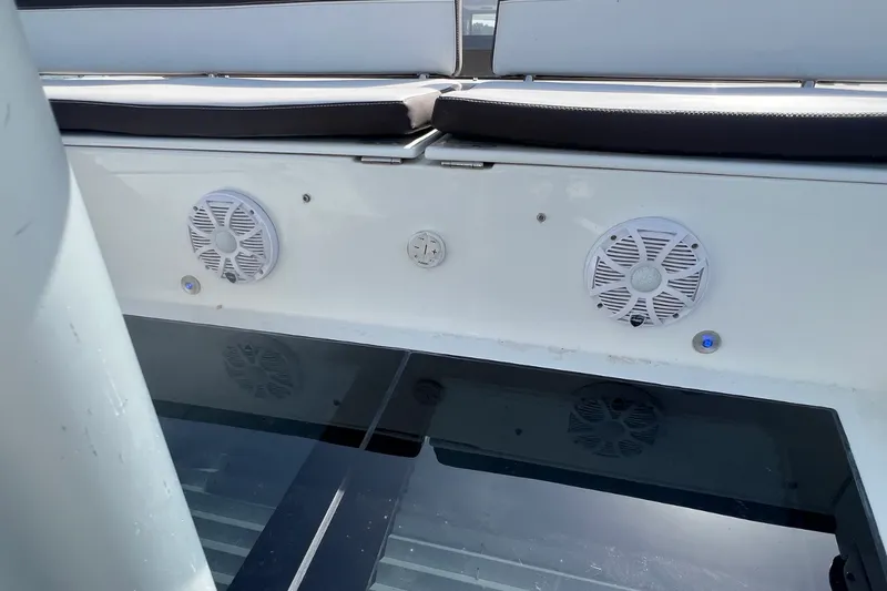 Slide: The Image of Galeon 500 FLY 2019 - 43
