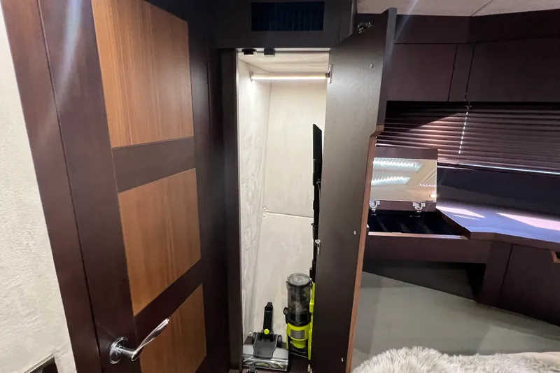 Slide: The Image of Galeon 500 FLY 2019 - 63