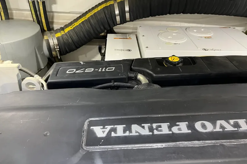 Slide: The Image of Galeon 500 FLY 2019 - 80