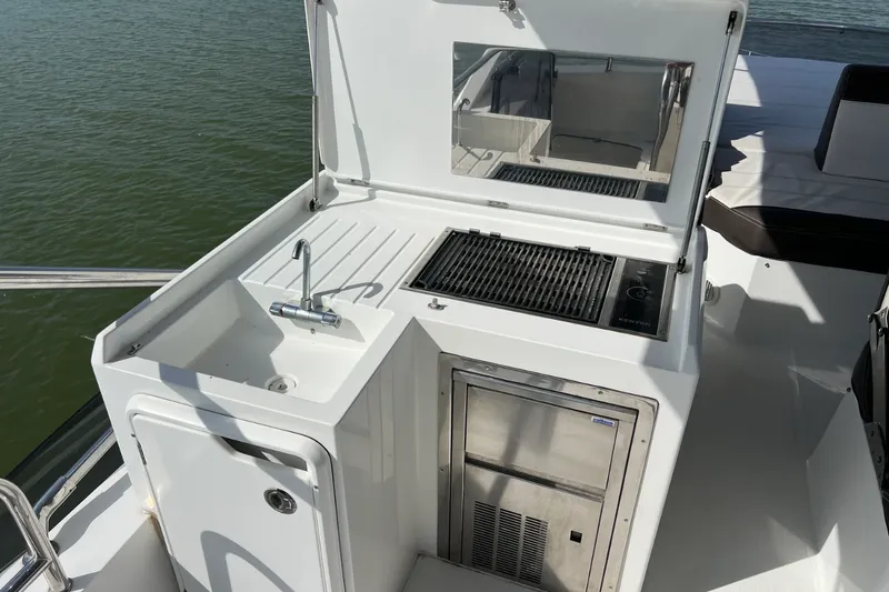 Slide: The Image of Galeon 500 FLY 2019 - 29