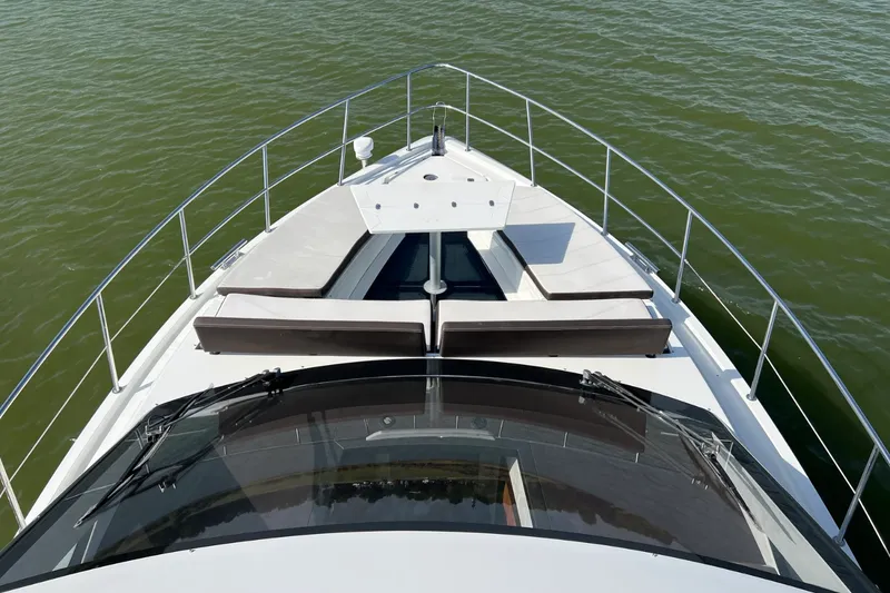 Slide: The Image of Galeon 500 FLY 2019 - 40