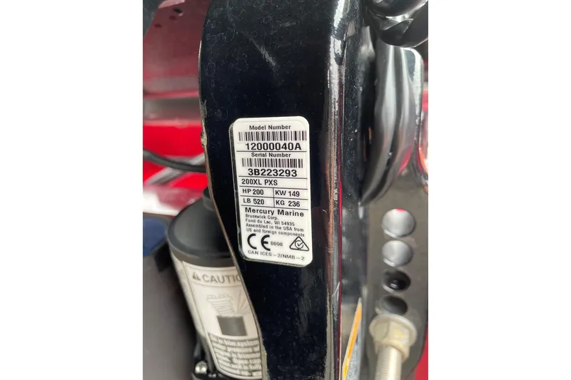 Slide: The Image of Label on 2023 Tracker Targa V-19 WT boat, showing model and serial numbers. - 77