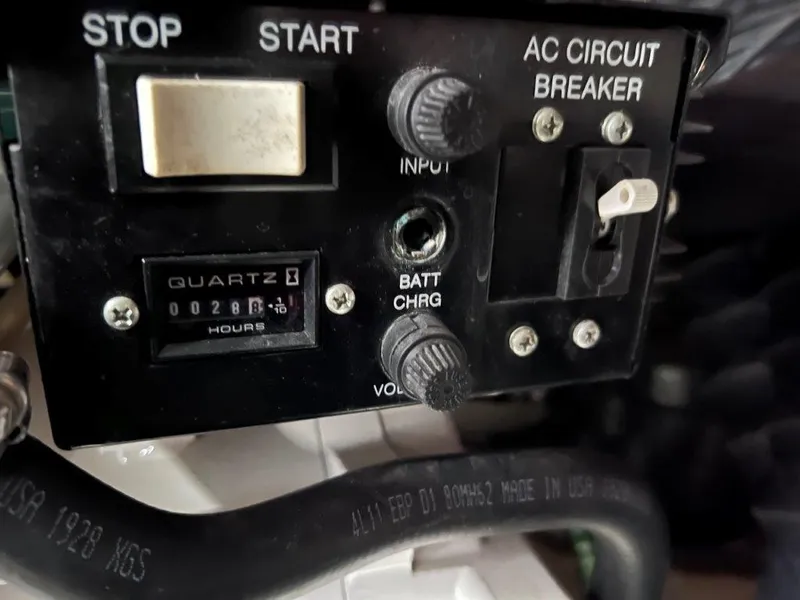 Slide: The Image of Four Winns 268 Vista 2005 - 20