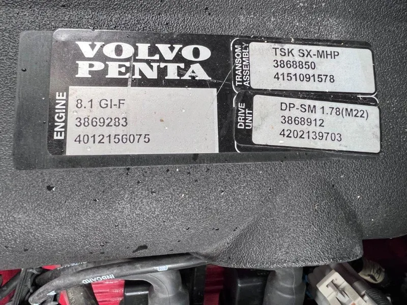 Slide: The Image of Four Winns 268 Vista 2005 - 27