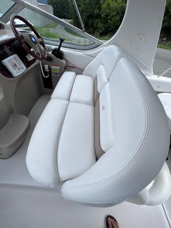 Slide: The Image of Four Winns 268 Vista 2005 - 6